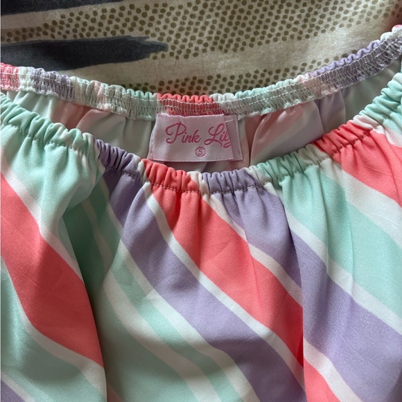 Off-Shoulder Top - Picture 2 of 3